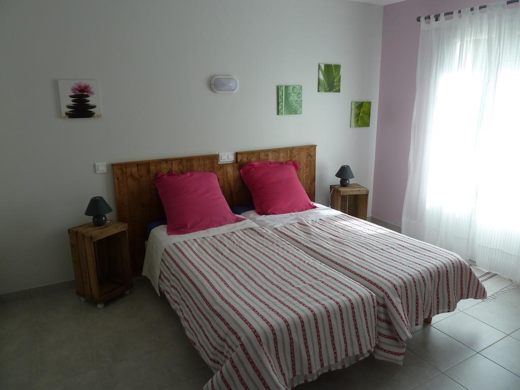 Gite Des Monges Sisteron Δωμάτιο φωτογραφία